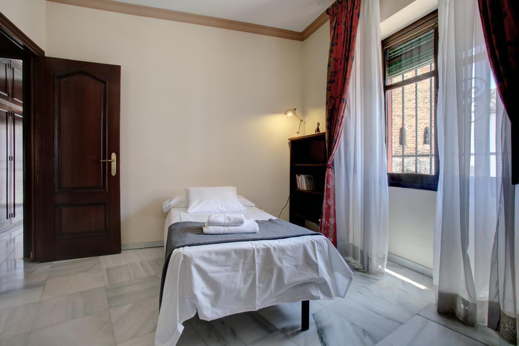 Holiday House Abul Beka Ronda Quarto foto