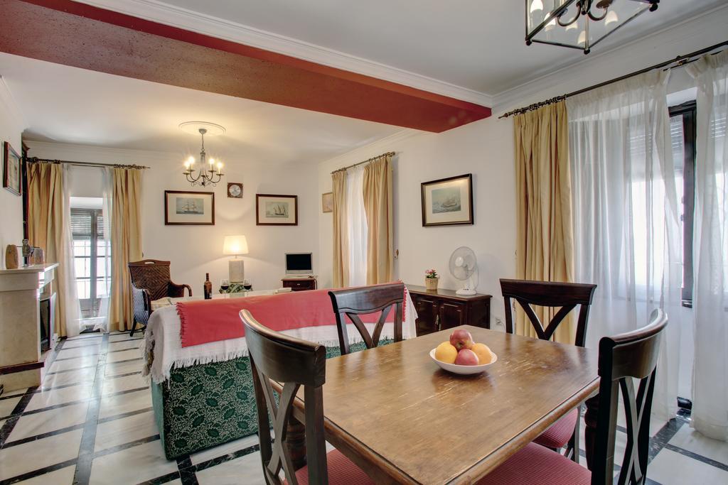 Holiday House Abul Beka Ronda Quarto foto